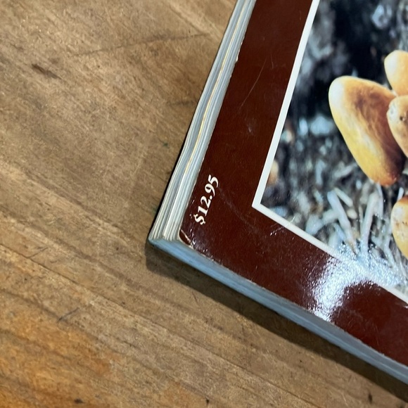 Growing Wild Mushrooms Book by Bob Harris - water damaged - Picture 12 of 16